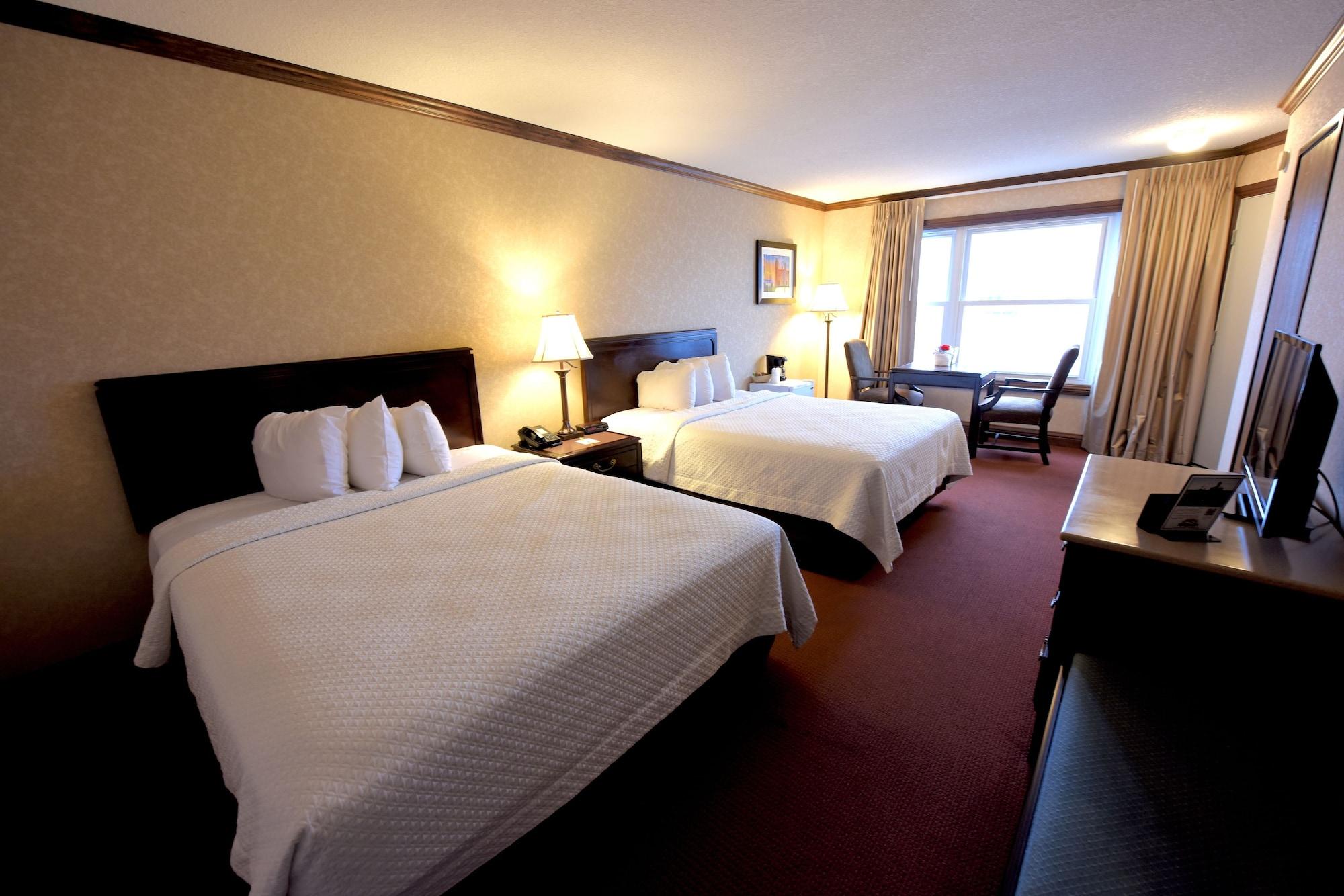 Days Inn By Wyndham Mackinaw City - Lakeview Экстерьер фото