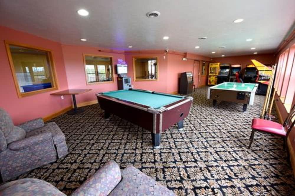 Days Inn By Wyndham Mackinaw City - Lakeview Экстерьер фото